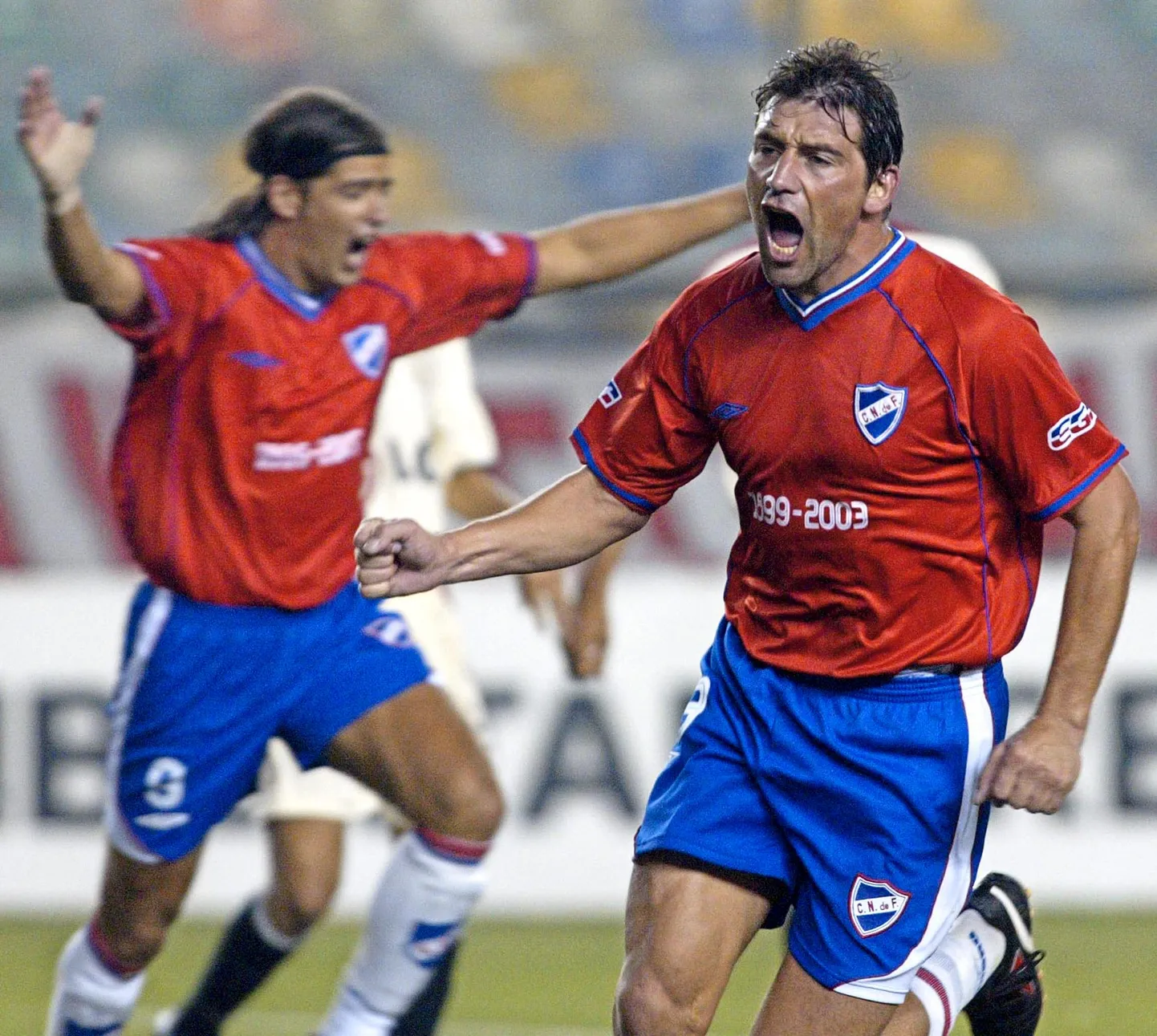 Fabian O'Neill (paremal).