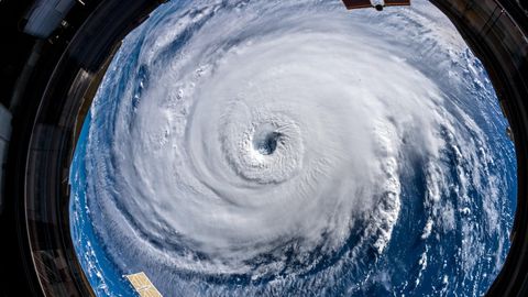 Ilmateenistus: orkaan Helene võtab lähiajal kursi Euroopale