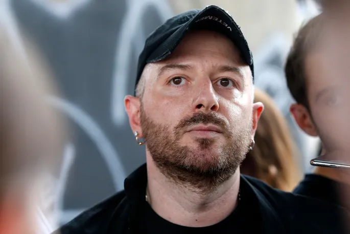 Demna gvasalia gay outlet