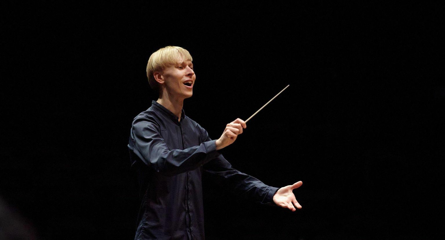 Noor dirigent Henri Christofer Aavik.