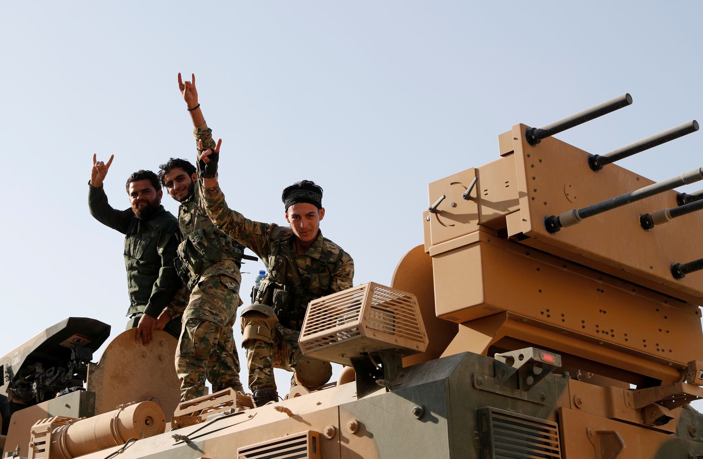 Türgi-toetatavad opsoitsioonilise Vaba Süüria Armee võitlejad.