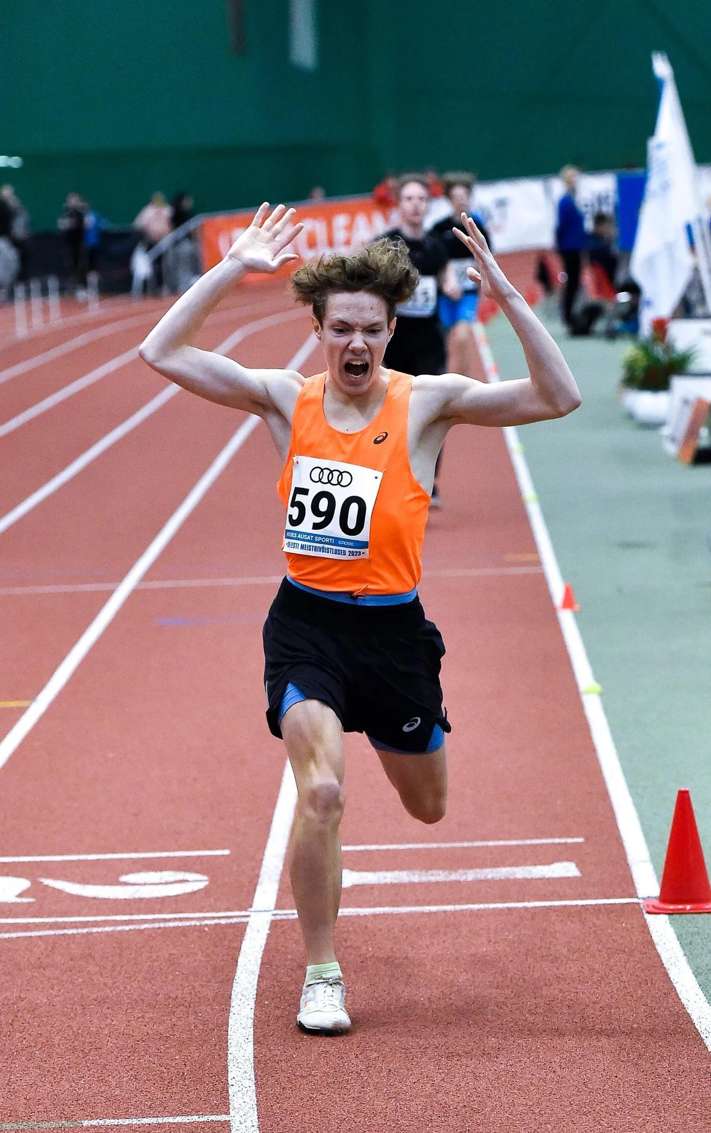 Väikese karika võitja Hendrik Hang.