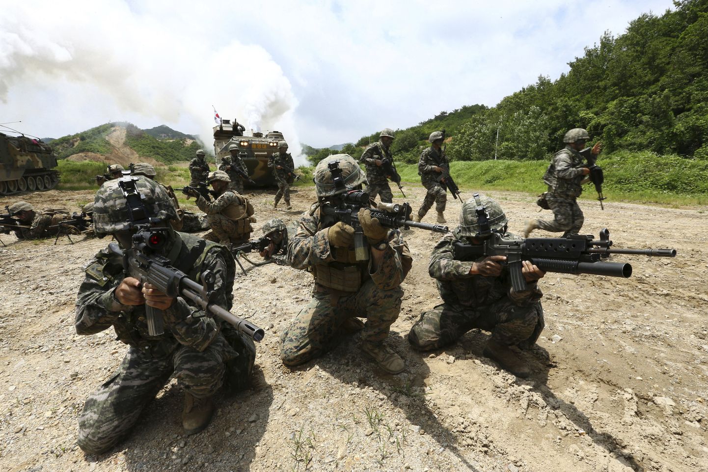 USA ja Lõuna-Korea sõdurid ühisõppustel.
