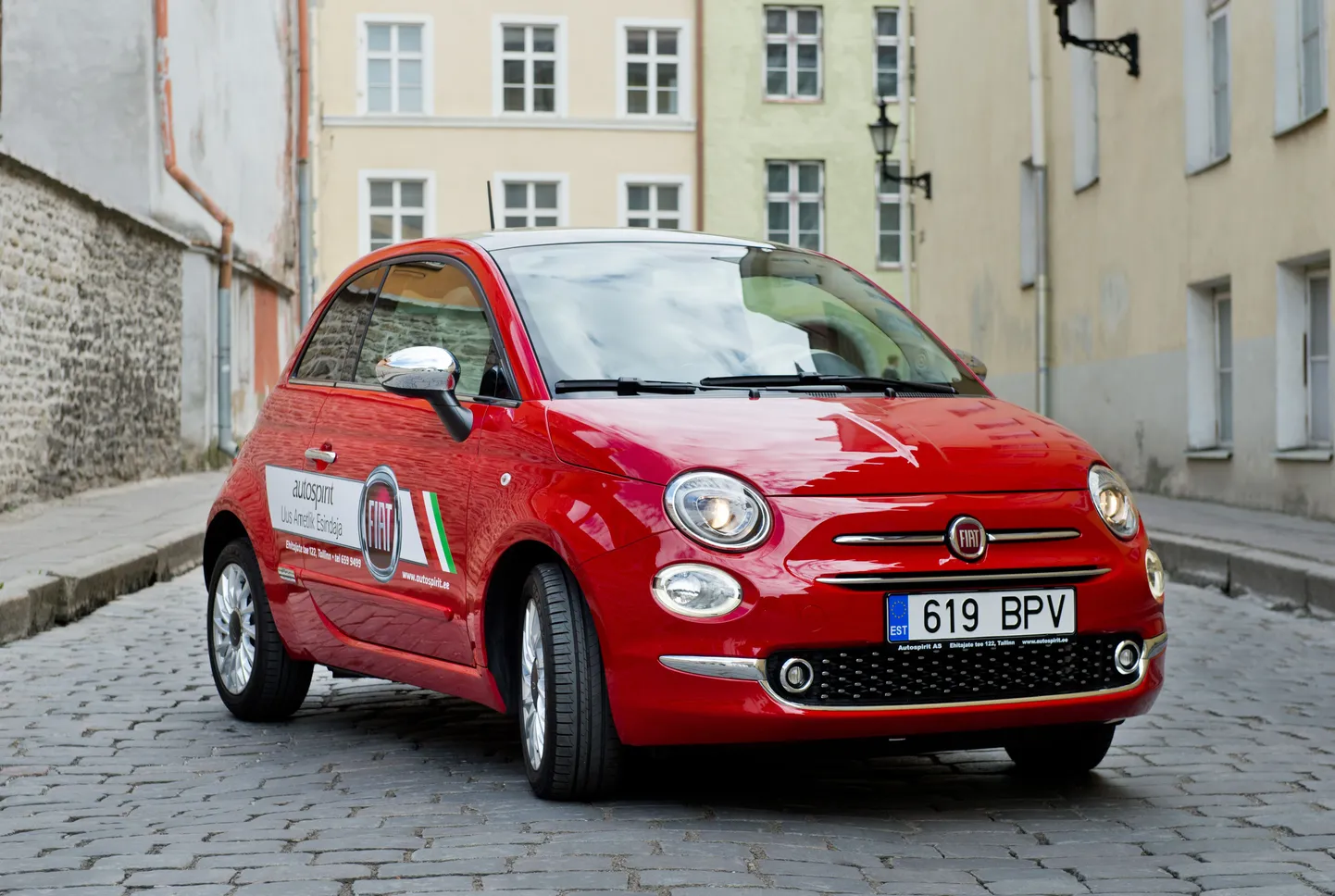 Fiat 500 1.2 Lounge 5AT.