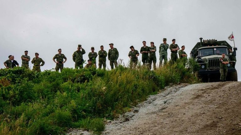 Российские солдаты на учениях.
