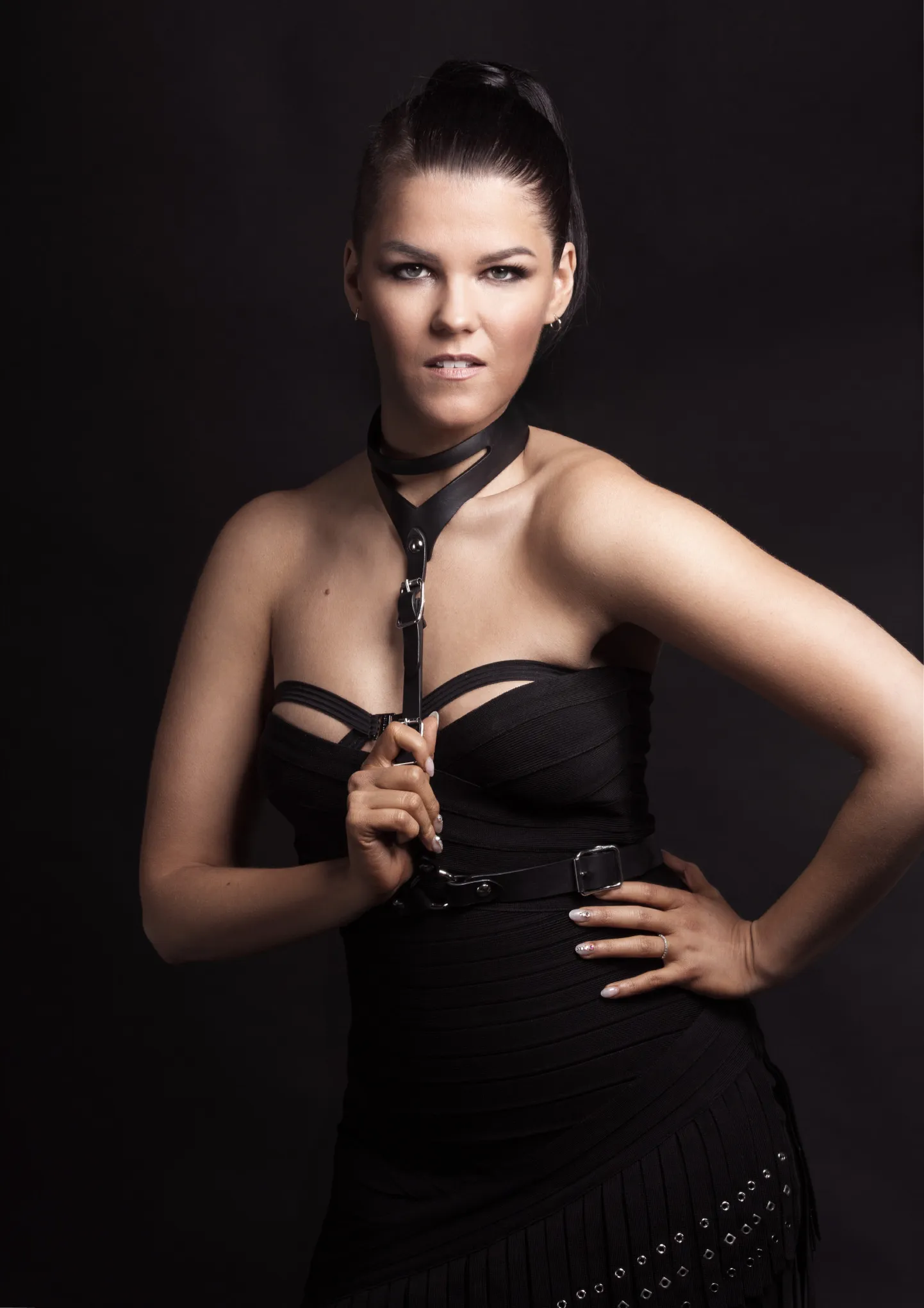 Saara Aalto, Soome