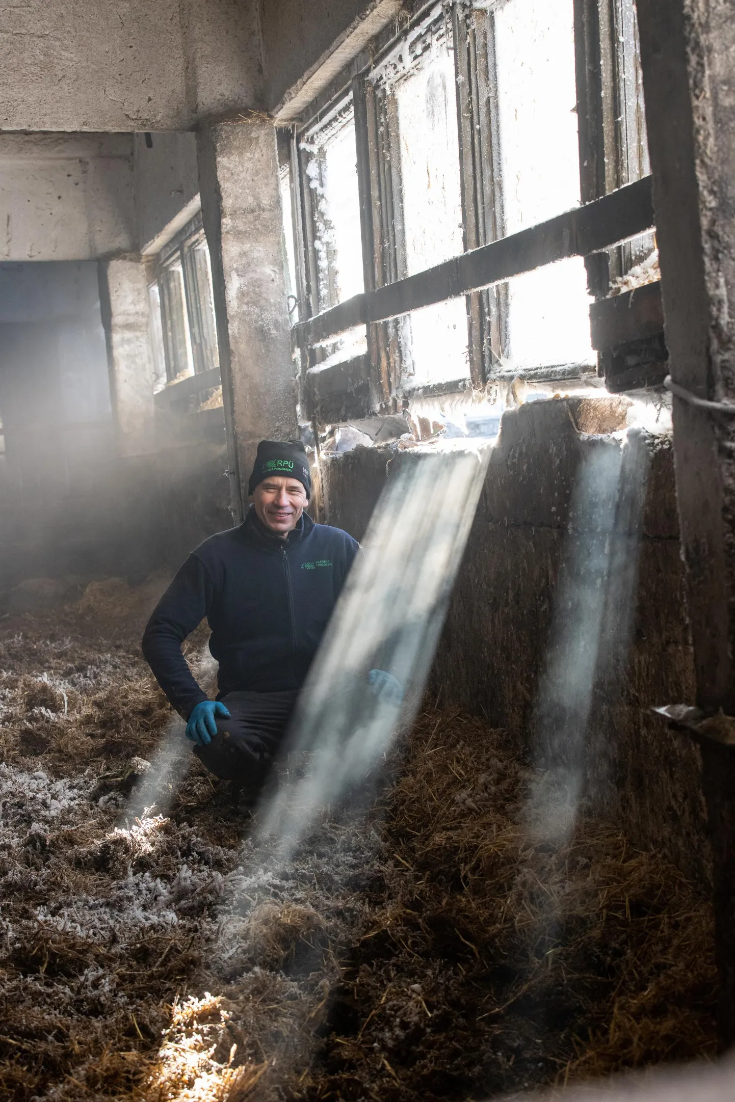 Veterinaar peab olema heas füüsilises vormis ja karastatud, sest lehmalaudas valitsevad karged kraadid, mis loomadele mõjuvad paremini kui suvised palavad päevad.