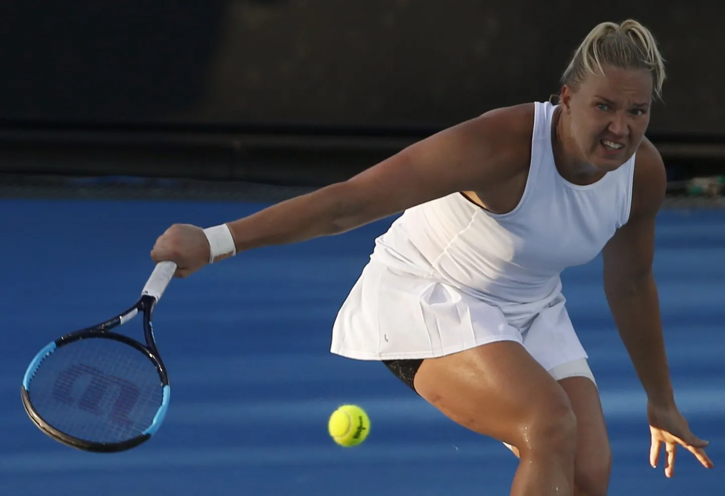 Austraalia lahtistel suurepärase turniiri mänginud Kaia Kanepi naasis kodumaale teda siiani kimbutava viirusega, millele arstid jälile ei saa.