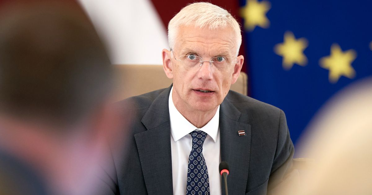 Премьер-министр Латвии уходит в отставку