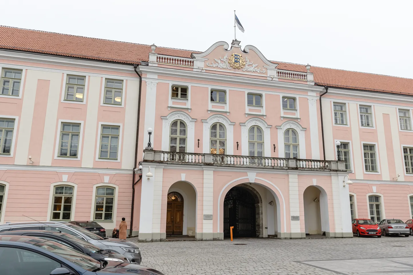 Riigikogu building.