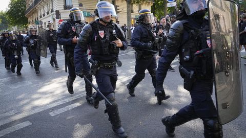 Prantsusmaal plaanitakse politsevägivalla vastu veel kümneid proteste