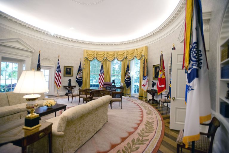 Donald ja Melania Trump muutsid Valge Maja sisekujundust ning lasid korrastada välisilmet