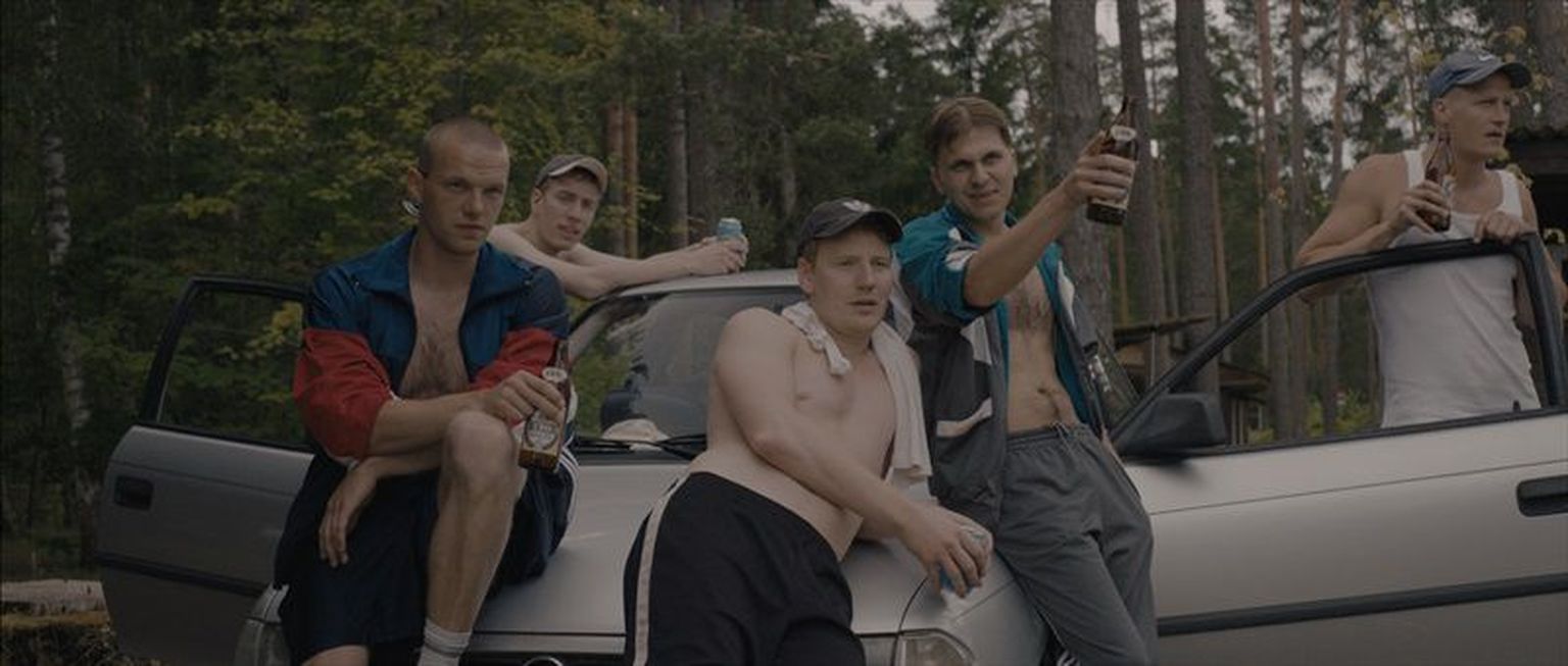 Kaader filmist "Päevad, mis ajasid segadusse".
