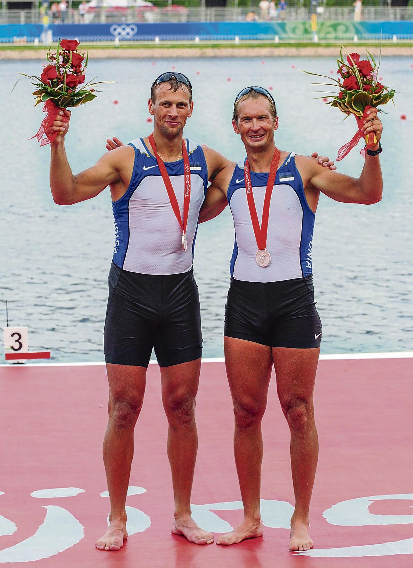Kümne aasta eest teenisid Tõnu Endrekson (vasakul) ja Jüri Jaanson Pekingi olümpiamängudel hõbeda. Toona tuli medal võimsuse pealt, nüüd keskendutakse paadi libisemisele.