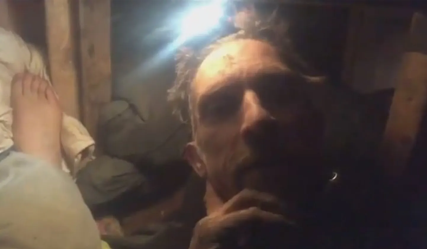 Video oli filmitud maa all.