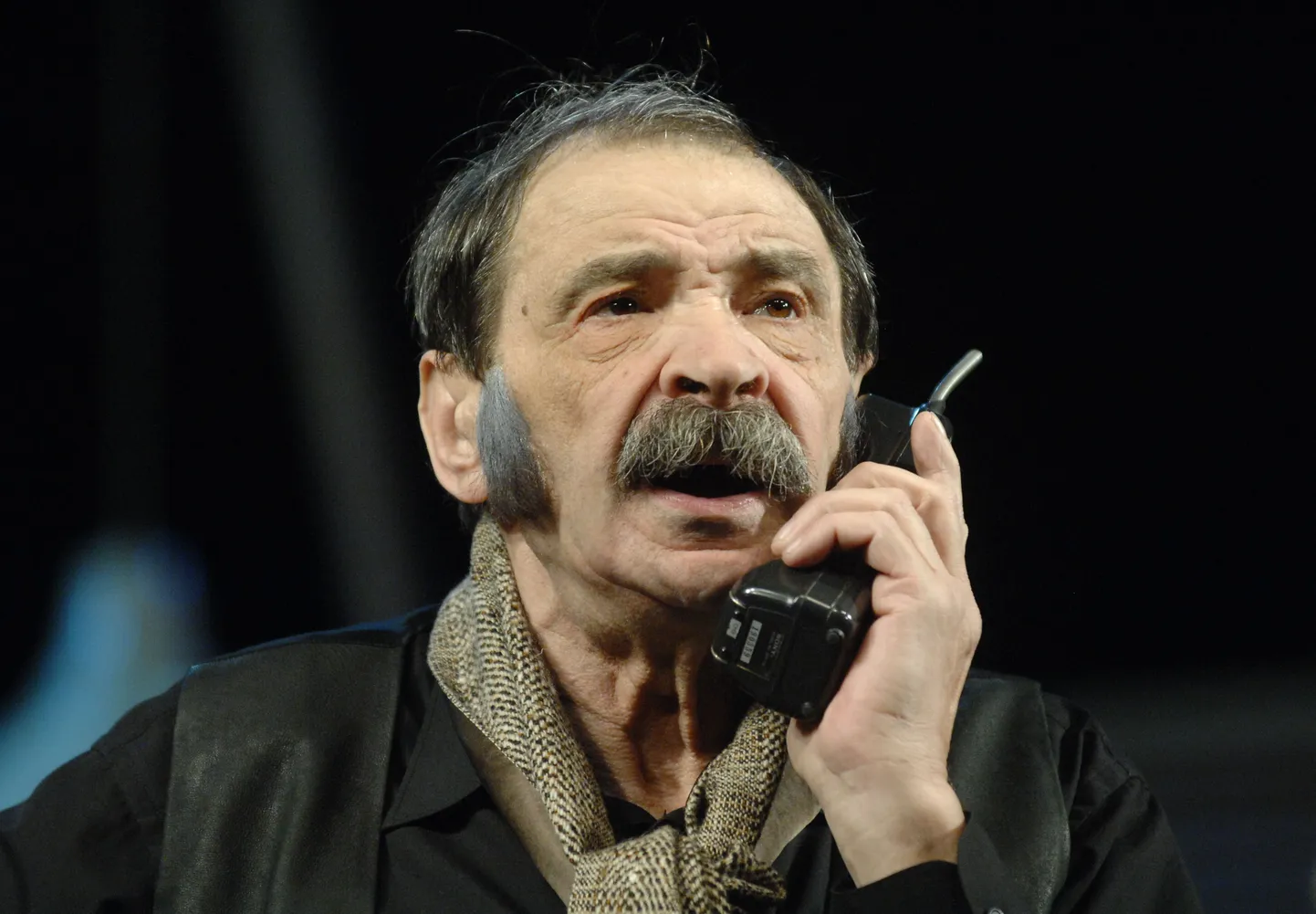 Илья Олейников