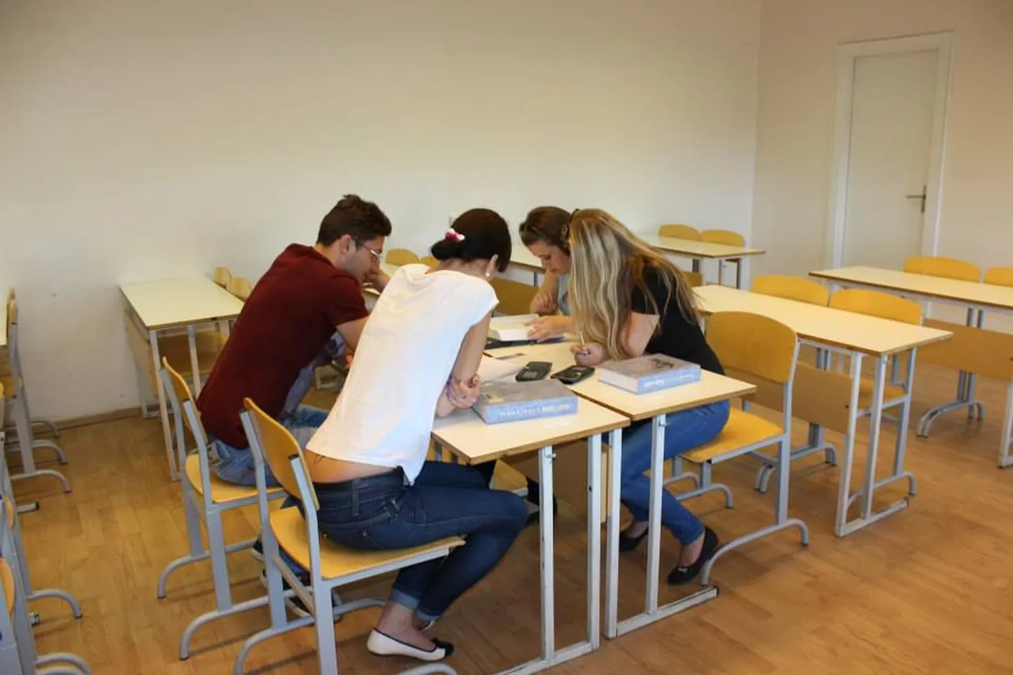 23. mail võtsid Tallinna Majanduskoolis mõõtu ärikorralduse ja väikeettevõtluse õpilased üle Eesti.