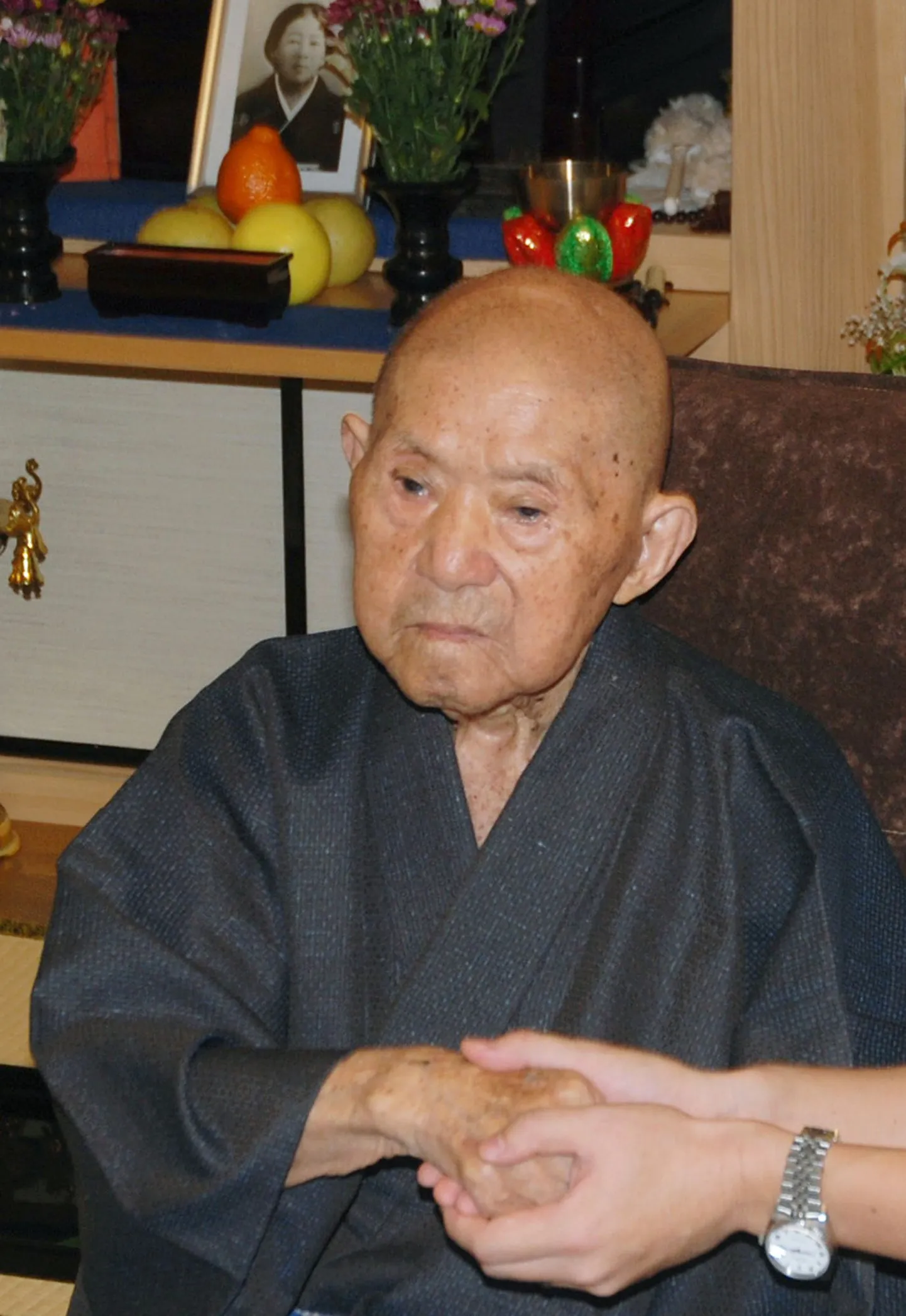 Maailma vanim mees Tomoji Tanabe suri 113-aastasena