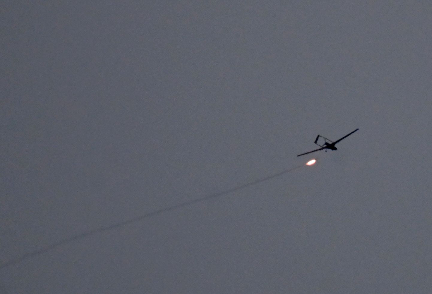 Ukraina õhujõudude Bayraktar TB2 droon 4. mail 2023 Kiievi kohal. Ukraina armee teatel hävitas troon venelaste poolt linnale lastud raketi