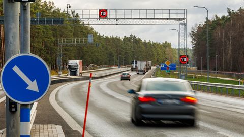 Tallinna-Narva maantee saab elektroonilised liiklusmärgid