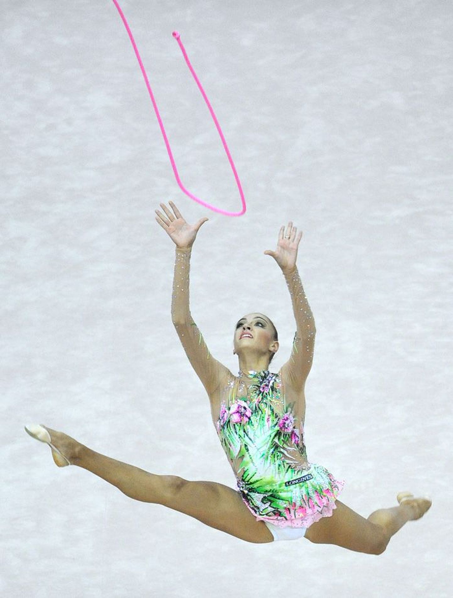 Pekingi olümpiavõitja Jevgenia Kanajeva trikoo on juba nagu omamoodi kunstiteos.
