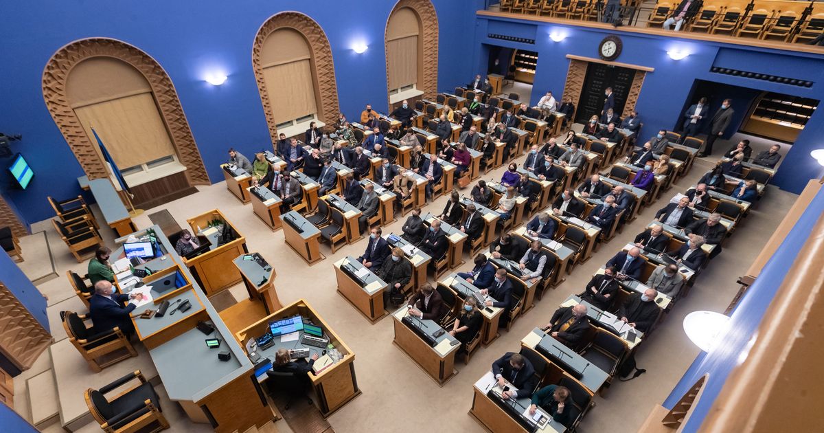 Riigikontrolör: lisaraha õpetajate palkadeks oleks pidanud otsustama riigikogu