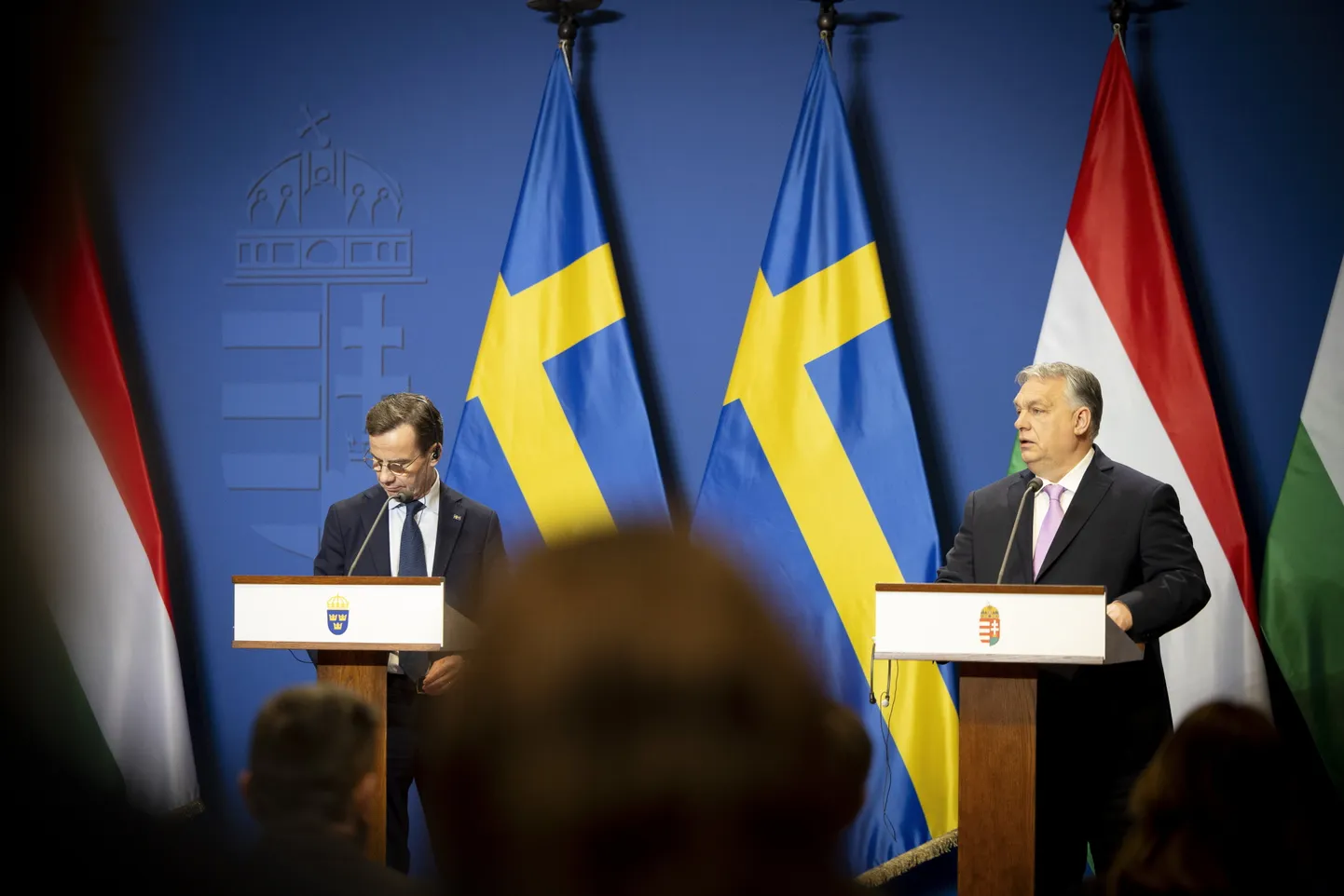 Ungari peaminister Viktor Orbán ja Rootsi peaminister Ulf Kristersson pidasid möödunud reedel Ungaris Budapestis valitsuse peakorteris kõnelusi. Poliitilise vahekaubana müüb Rootsi Ungarile neli hävitajat Gripen, et viimane ratifitseeriks Rootsi liitumise NATOga.
