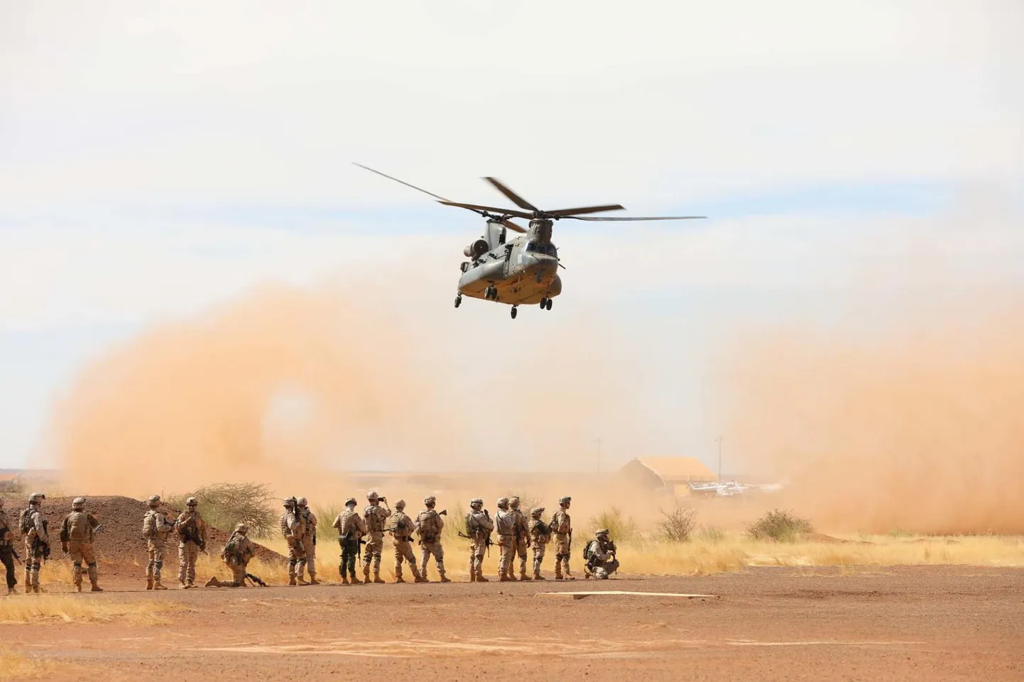 Lääne-Aafrikas Malis operatsioonil Barkhane osaleval Eesti üksusel täitus esimene teenistuskuu.
