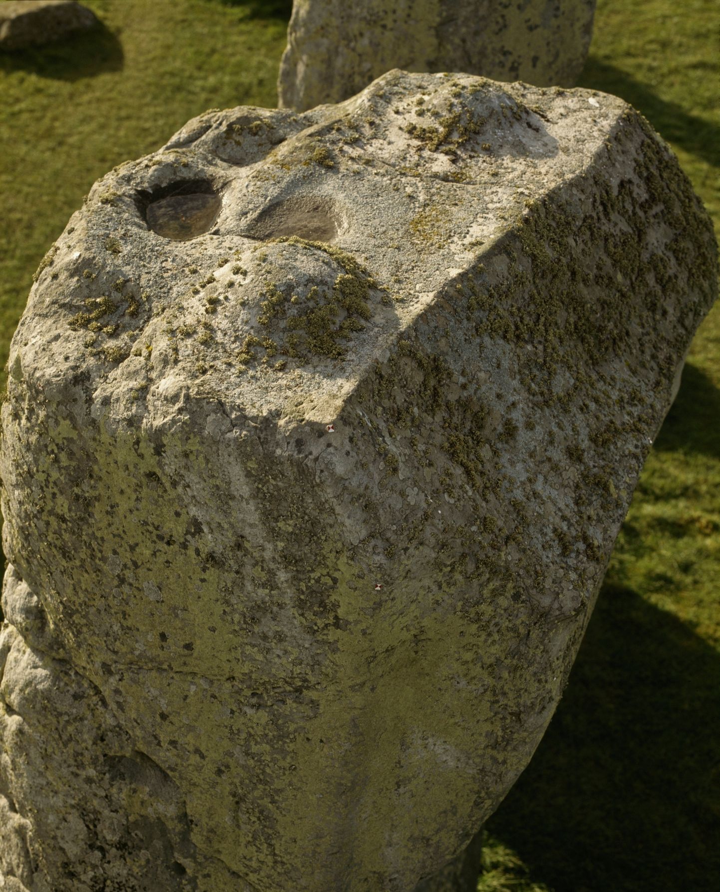 Stonehenge'i kivi, mis meenutab Lego klotsi