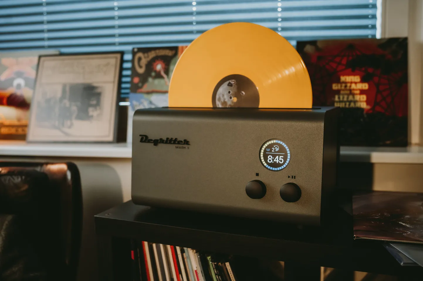 Ameerika audiofiilide ajakiri Stereophile tõstis esile Tartus loodud vinüülplaatide puhastaja Degritter Mark II lihtsust ja tõhusust.