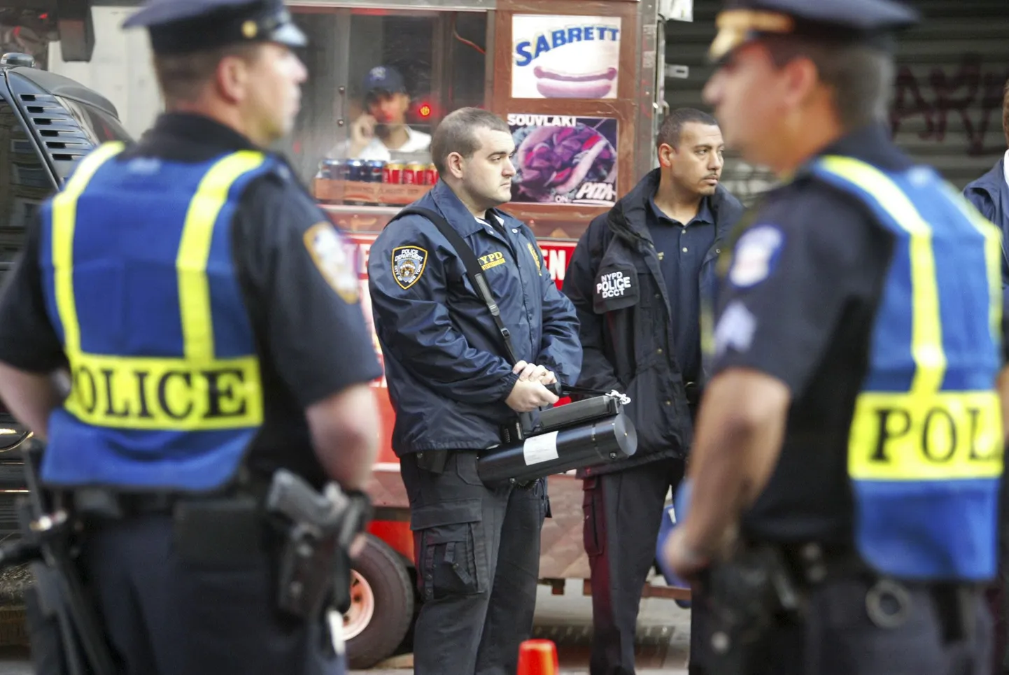 New Yorgi politseinikud. Fotol olevad isikud pole juhtumiga seotud