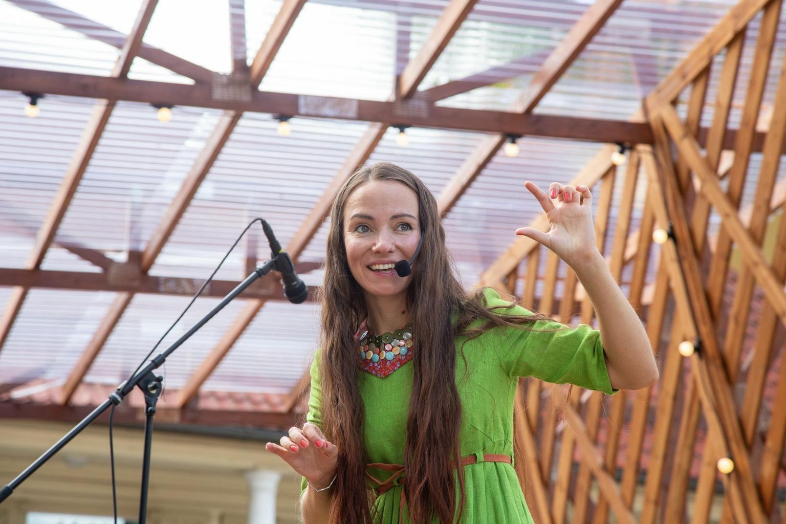 Ööbikuööde festivali raames saab kuulata jutuvestja Polina Tšerkassovat.