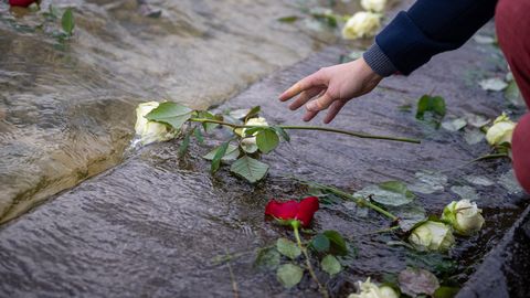 Tragöödia Poolas ⟩ Järve kukkunud 4-aastast last päästma läinud vanemad uppusid