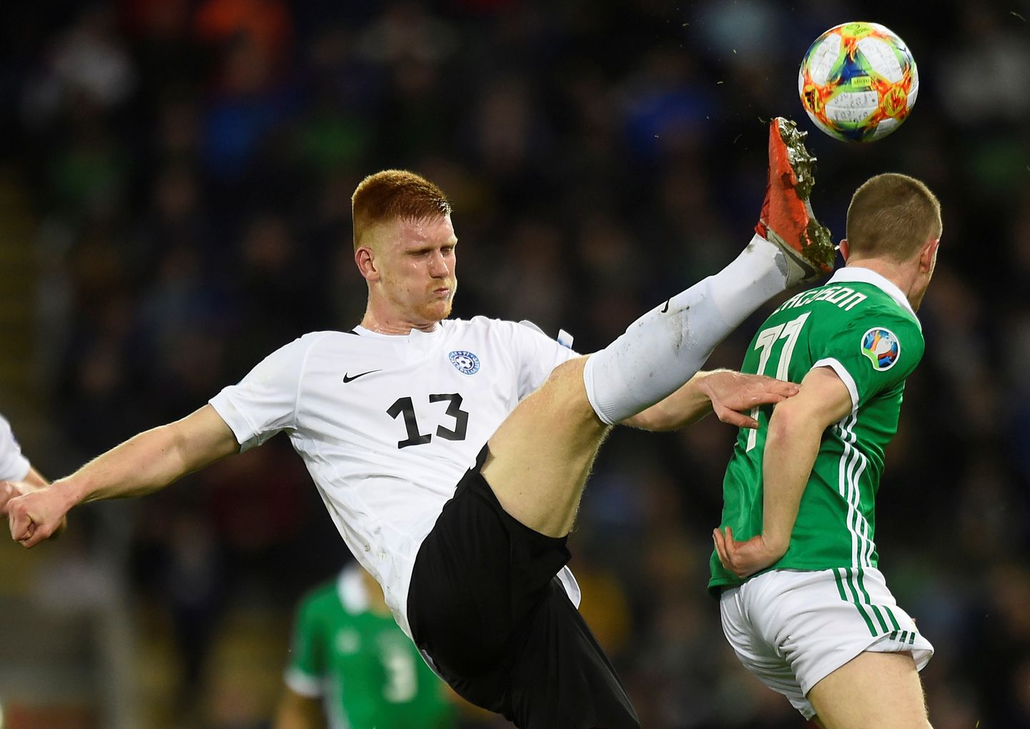 Eesti jalgpallikoondis alustas 2020. aasta EM-valiksarja võõrsil 0:2 kaotusega Põhja-Iirimaale, kelle fännid tulevad ka Eestisse oma rahvusmeeskonnale pöialt hoidma.