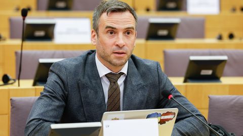 Staķis: Eiropas armijās trūkst līdz pat 15% karavīru