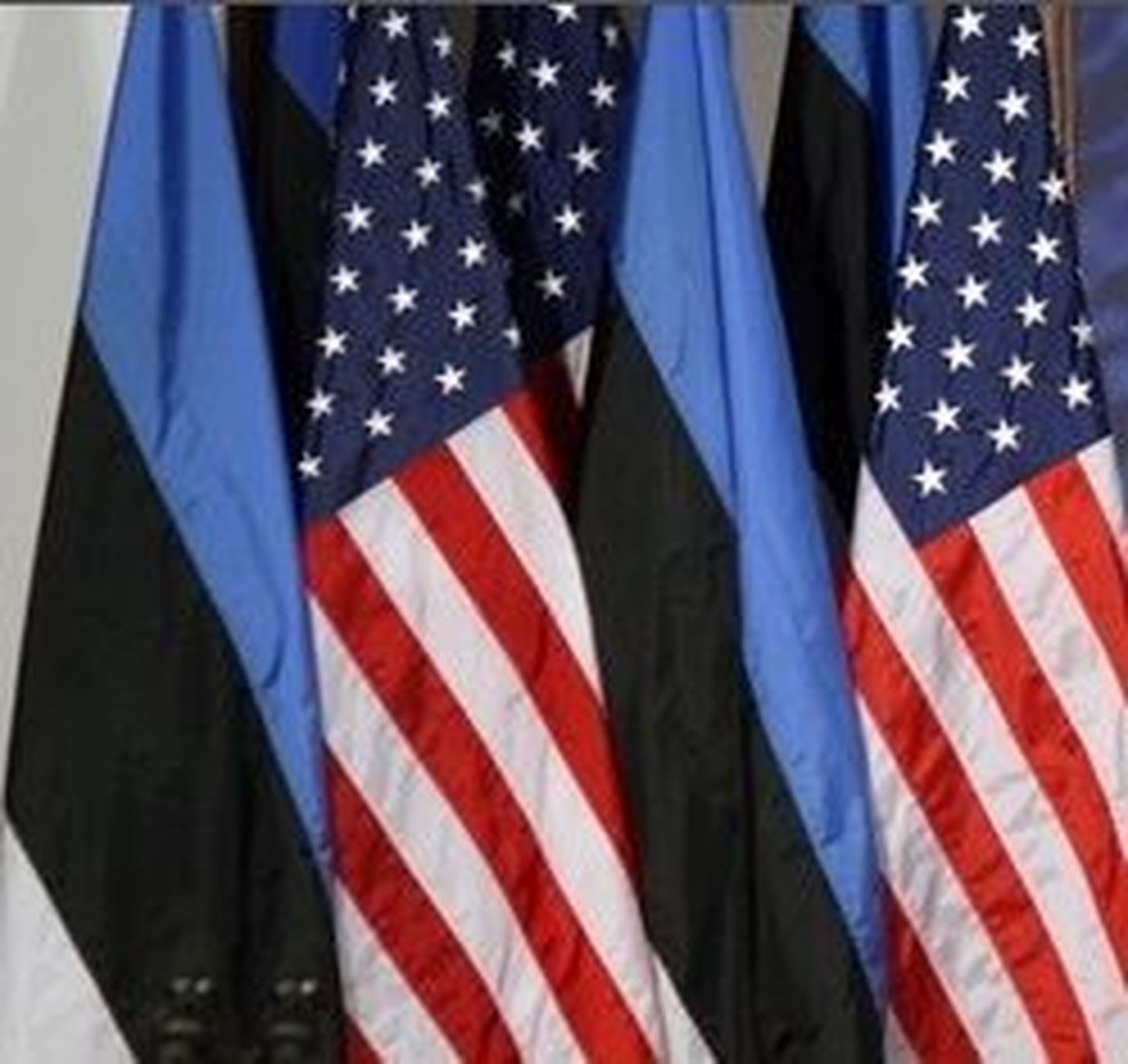 Pilt on tehtud 2001. aastal, kui Eestit väisas USA president George Bush.