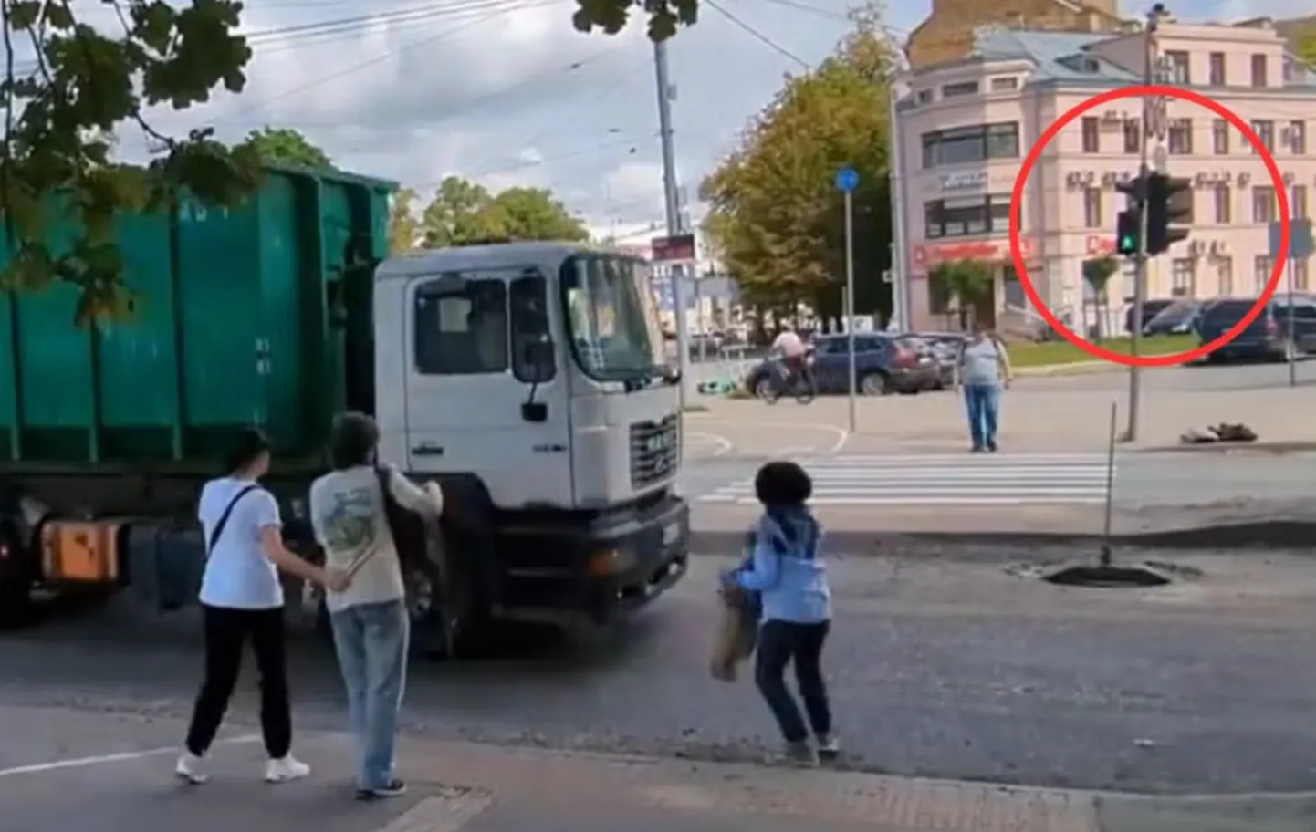 Опасный перекресток