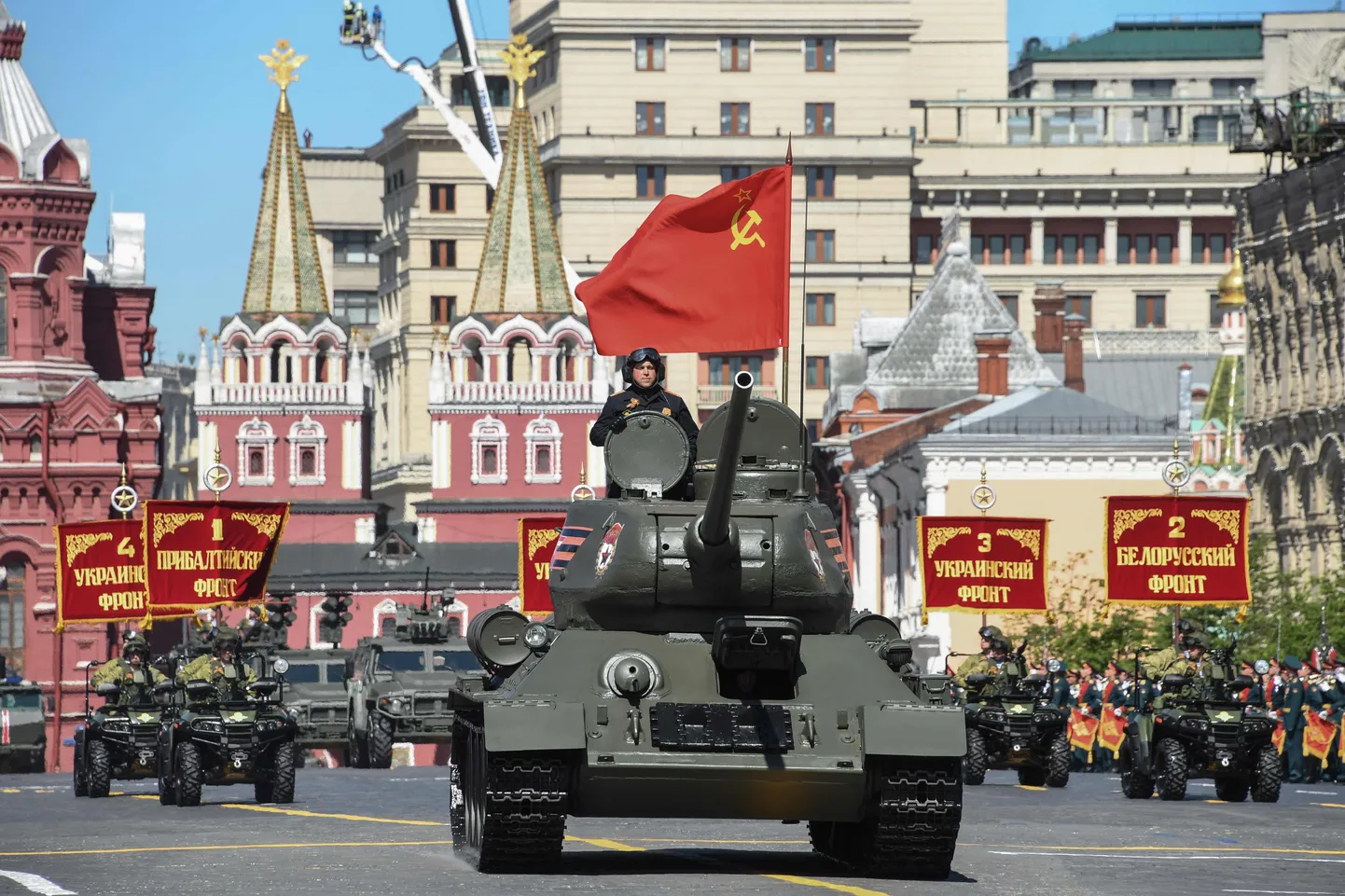 Võidupüha paraad Moskvas Punasel väljakul.