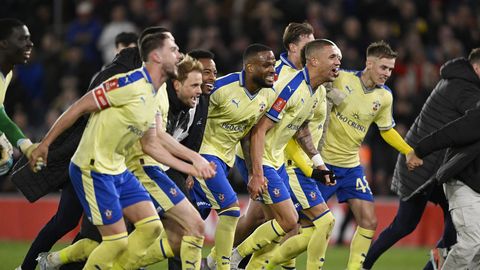 Ja järele jäi kaks: nelja karikat ihanud Arsenalil on pooled juba käest pudenenud