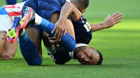 Paraguay proovis Prantsusmaad murda räpaste kunstidega. Mbappe: kui vaja, siis oskame ka seda!