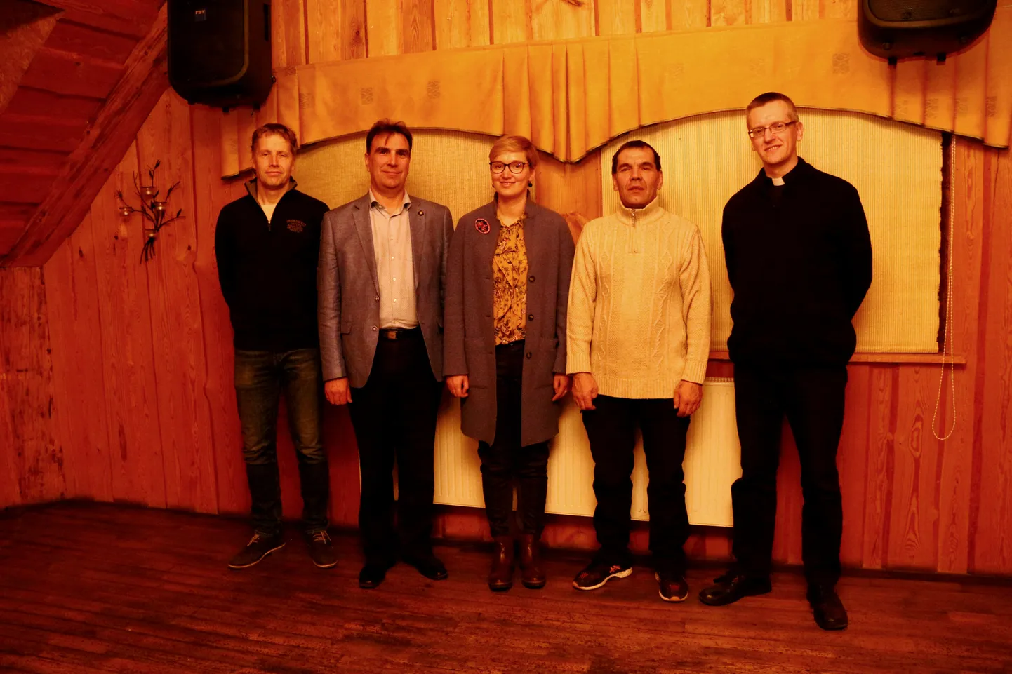 Erakonna Põlvamaa piirkonna juhatusse valiti Arne Tilk, Kaido Õunapuu, Ulla Preeden, Ralf Mänd ja Toomas Nigola.