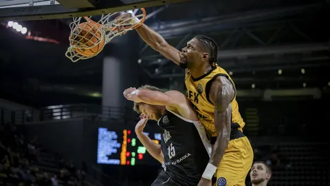 FOTO ⟩ "VEF Rīga" Čempionu līgā turpina spēlēt bez uzvarām