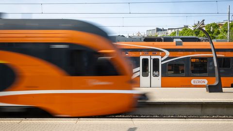 REISIJAD PAHASED ⟩ Miks Tartu–Tallinna esimese rongi väljumise aeg nihkub?