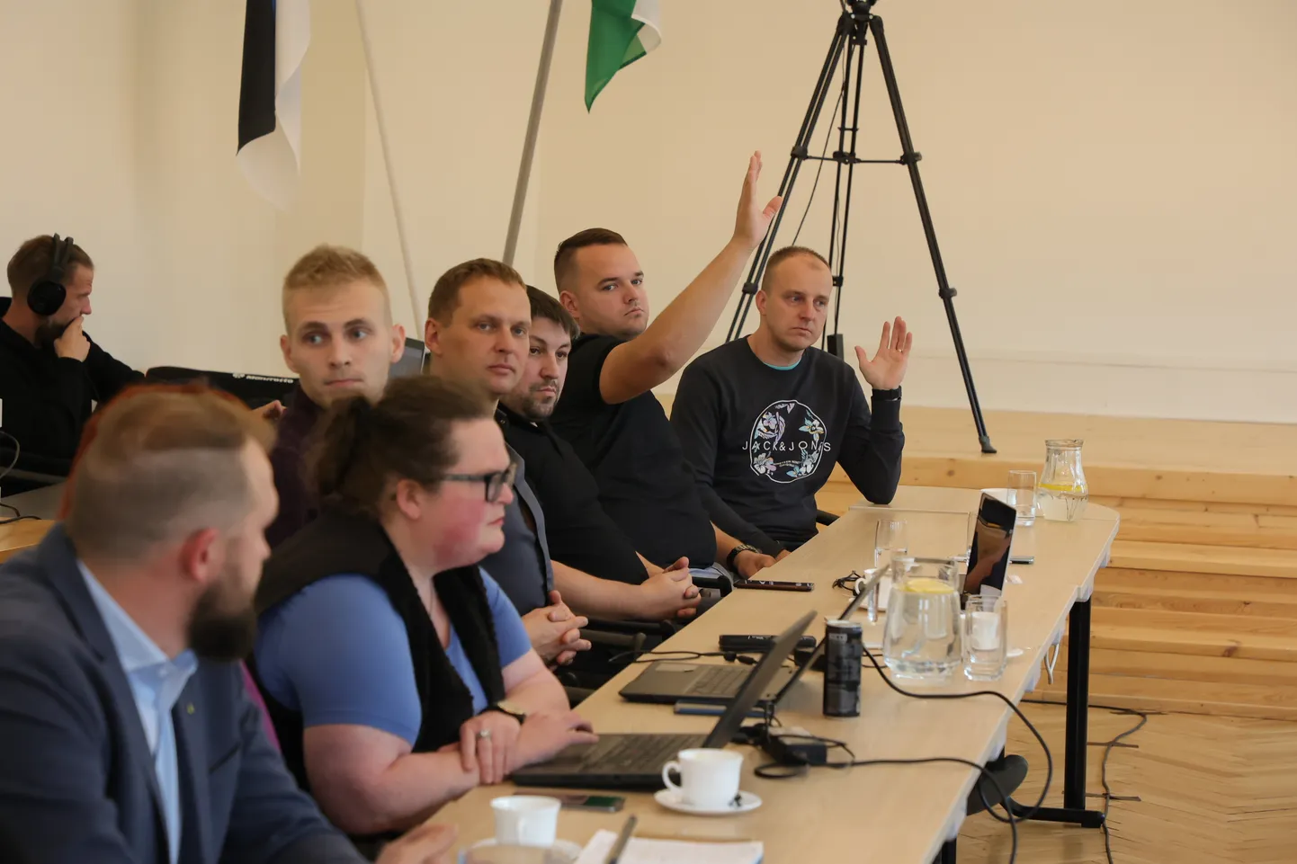 Türi vallavolikogu liige Sulo Särkinen (paremal) on üks kolmest Isamaa Türi osakonna juhist.