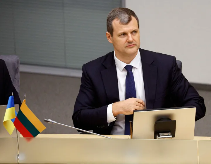 Pēc gaisa telpas pārkāpuma no Baltkrievijas Lietuvas Seima spīkers un ...