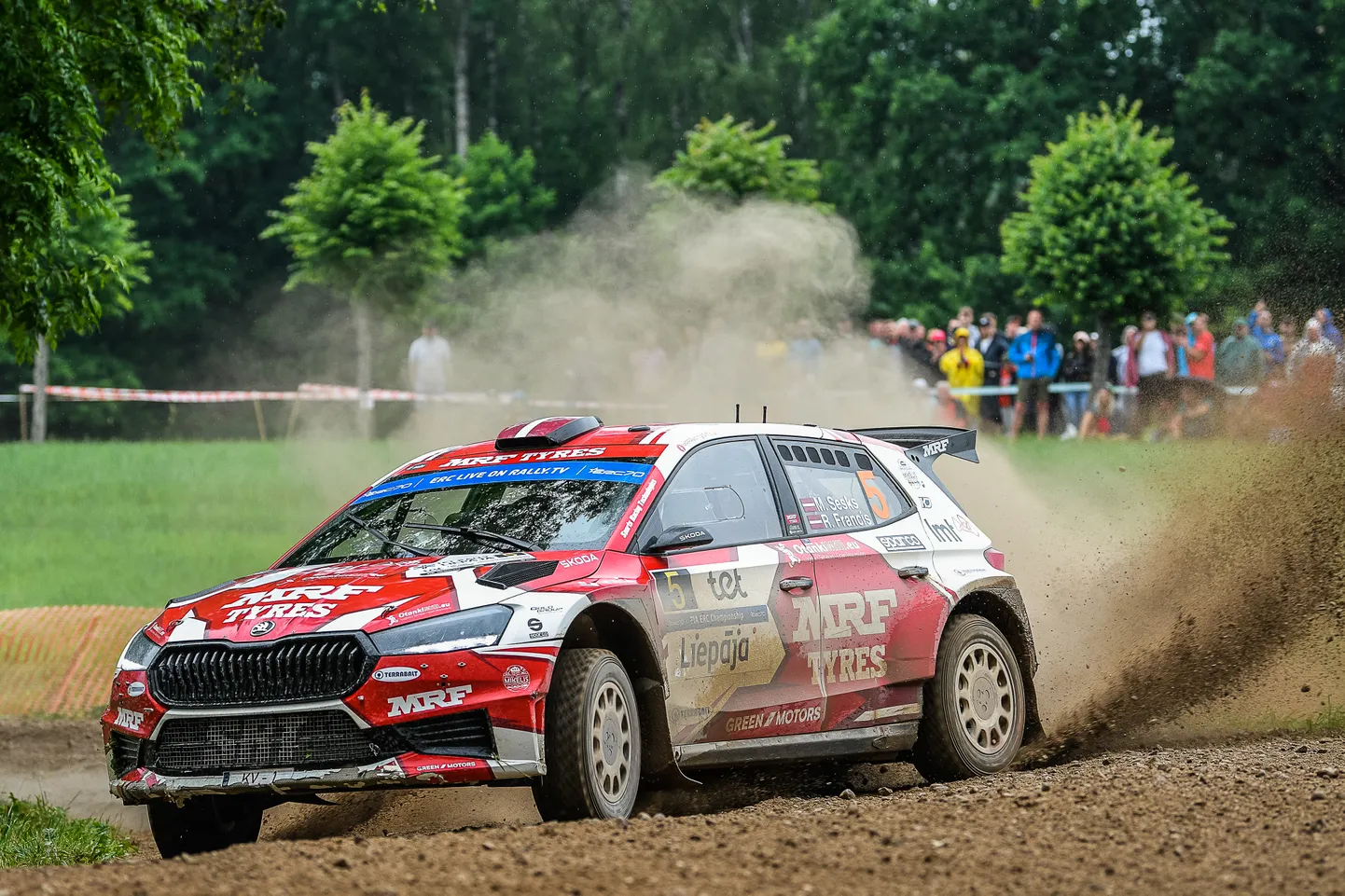 Rallija braucējs Mārtiņš Sesks