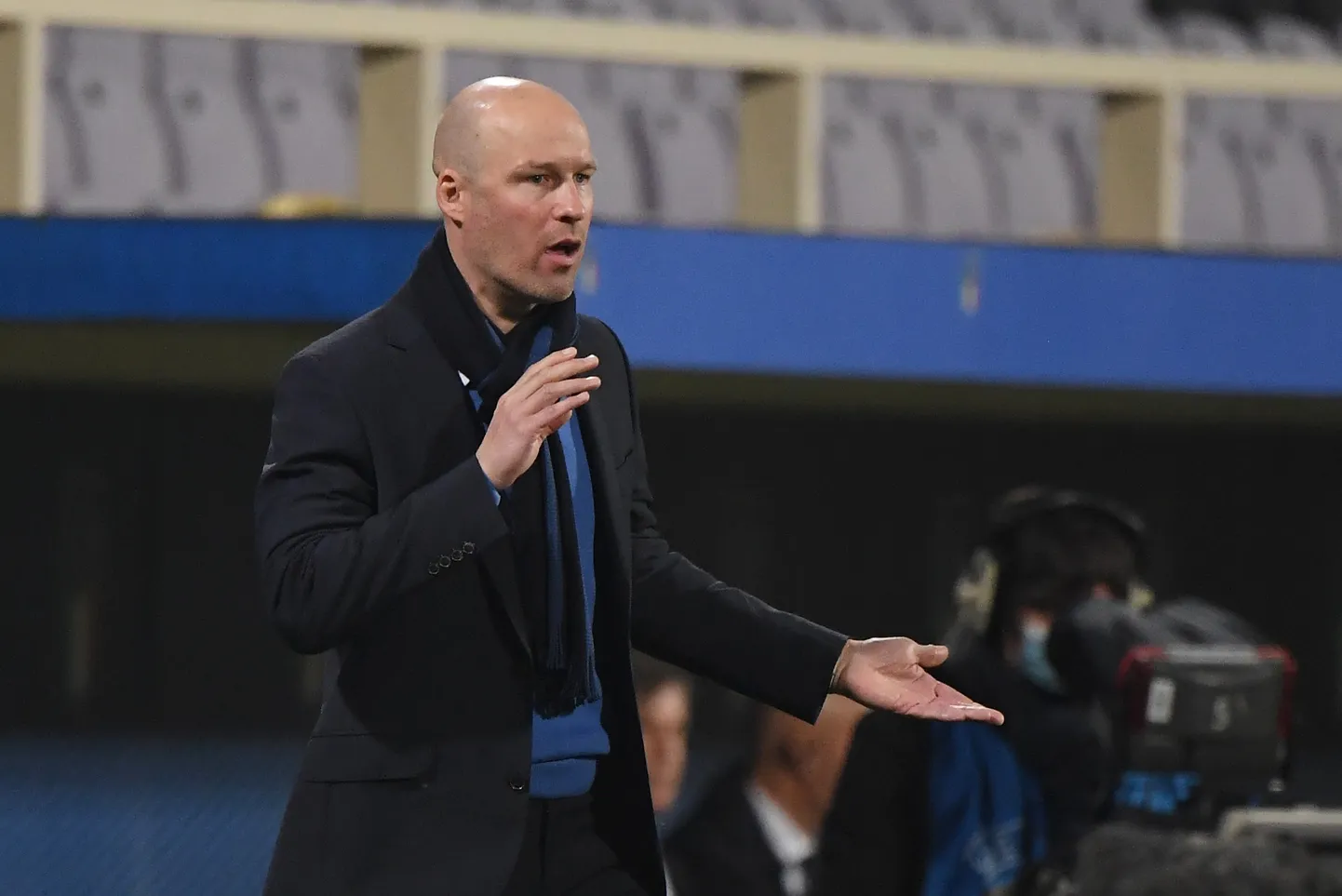 Karel Voolaid juhendamas Eesti koondist maavõistlusmatšis Itaaliaga.