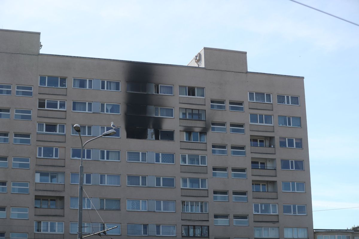 ФОТО Владелец пострадавшей в пожаре квартиры: я остался без жилья, а .