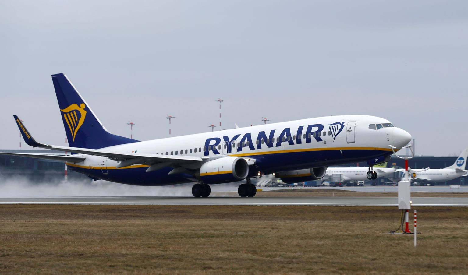 Ryanairi lennuk Boeing 737-800. Pilt on illustratiivne.