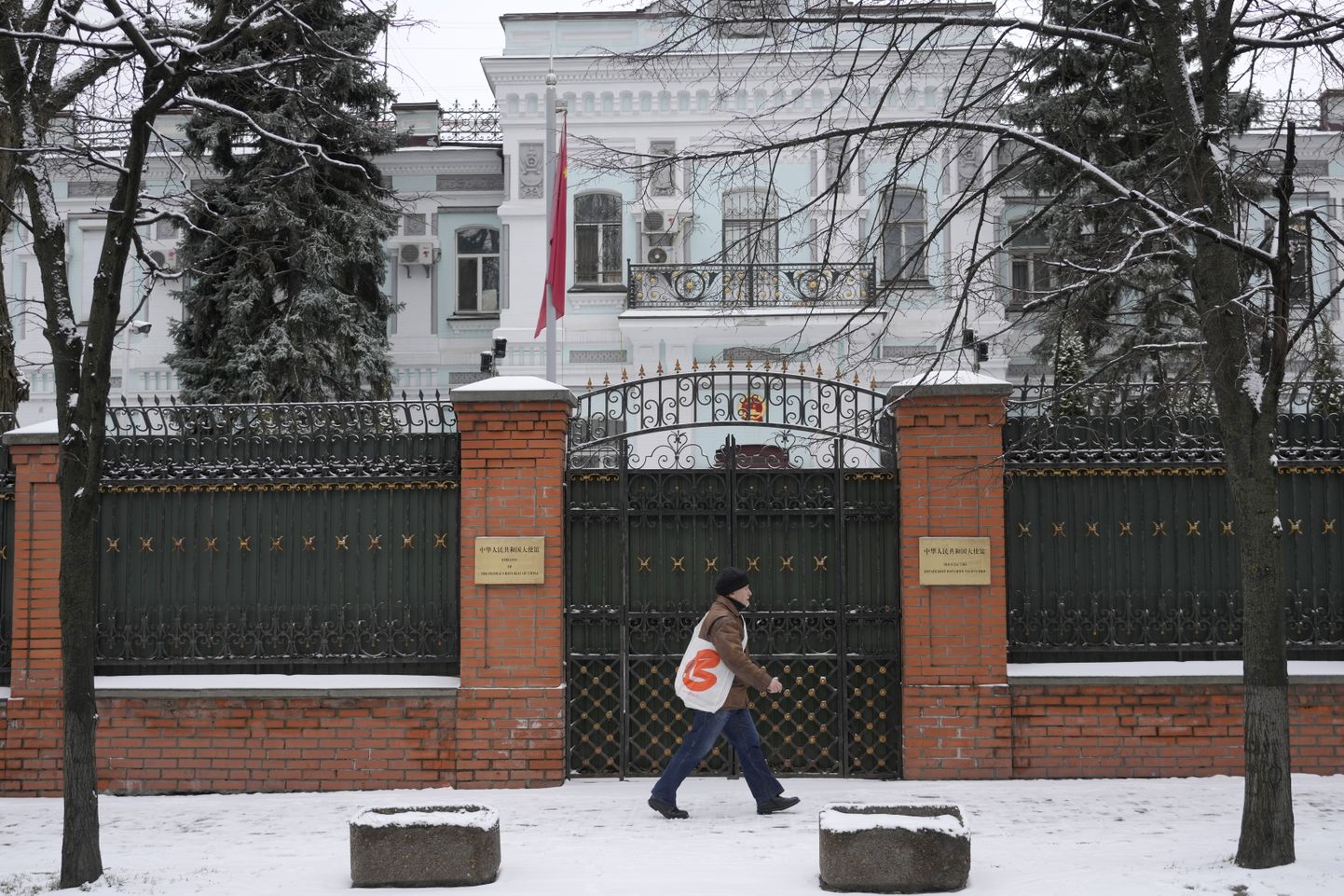 Китайское посольство в Украине